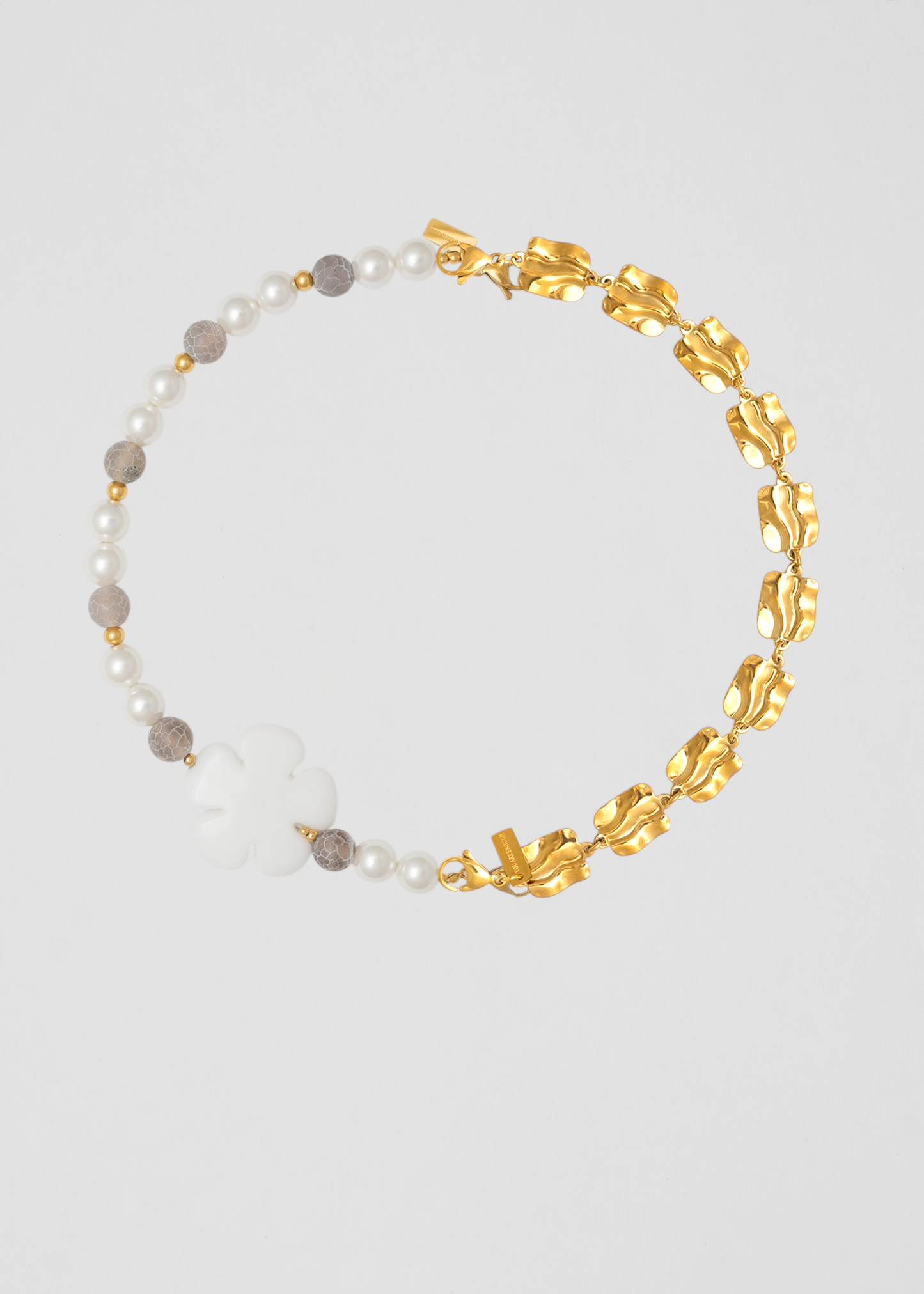 Collar De La Temporada