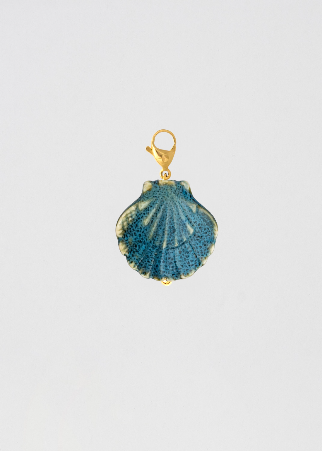 Charm Concha De Mar Azul Pequeña