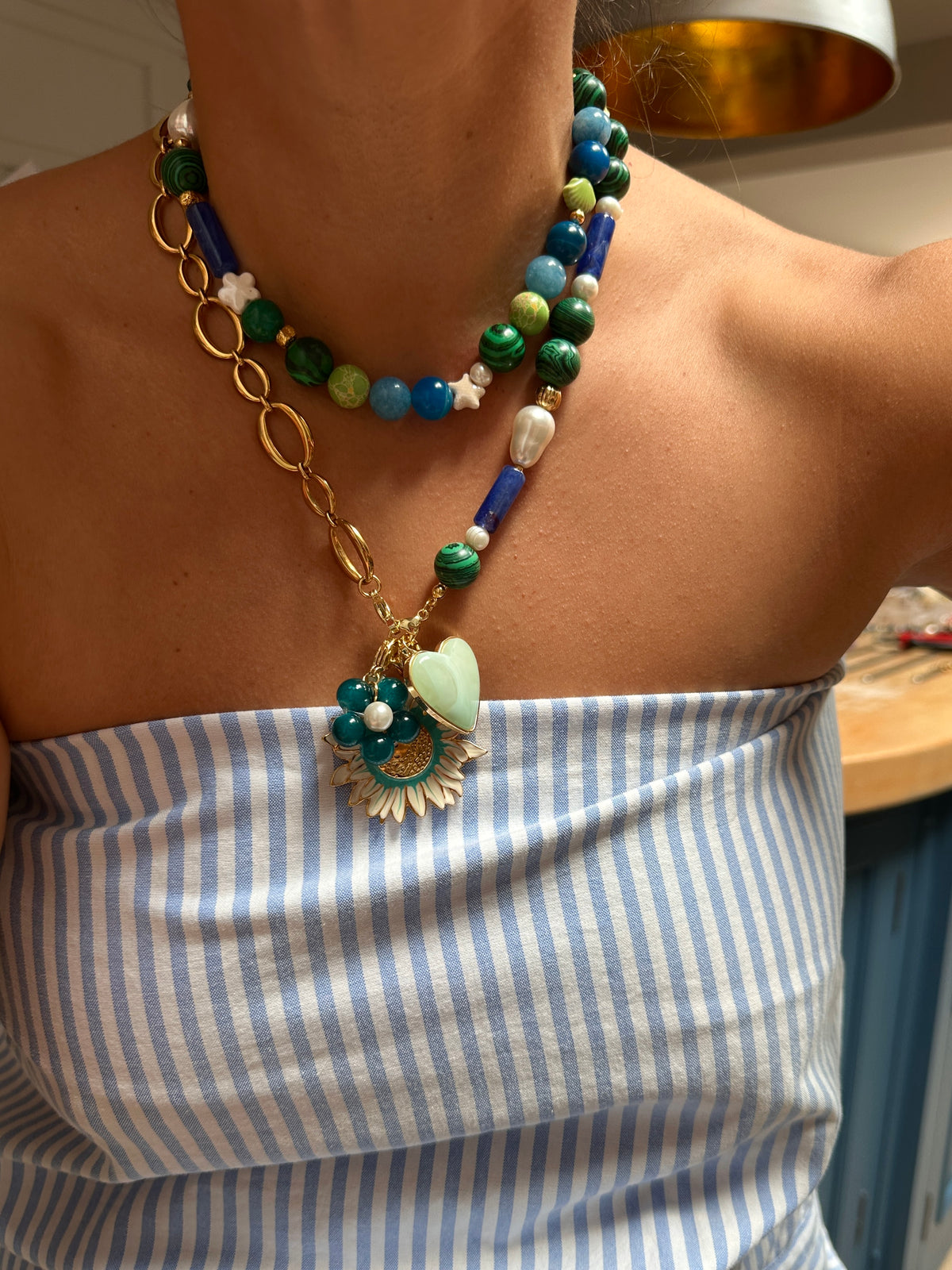 Mitad Cadena Malaquita Joyería Clásica Con Un Giro