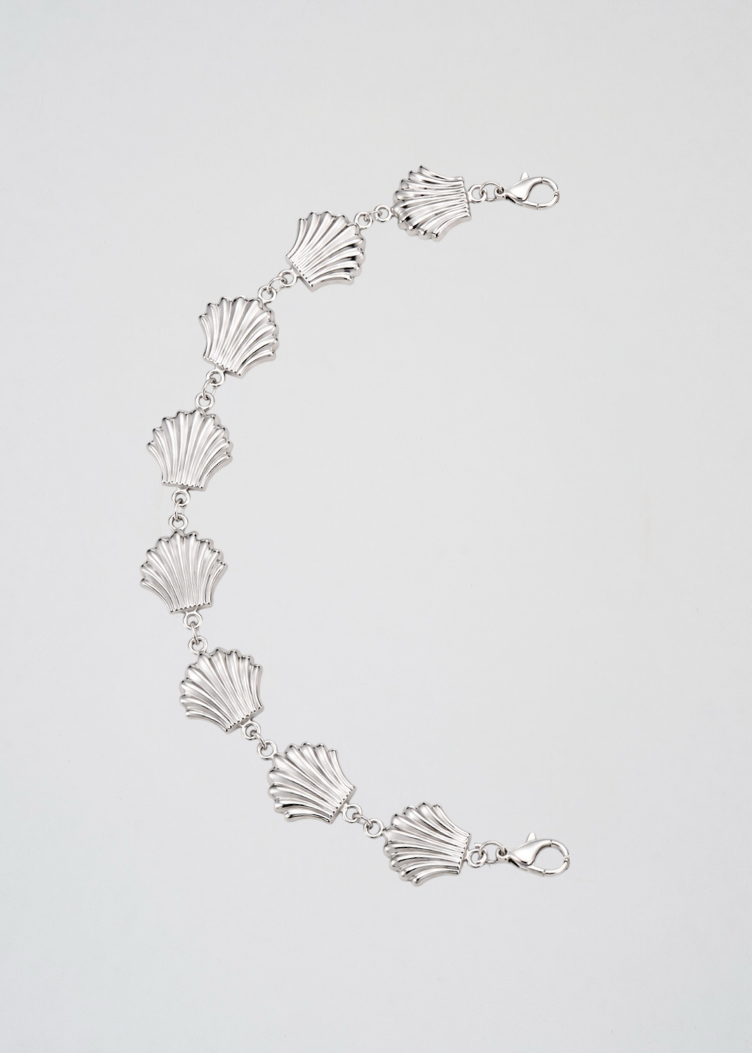 Mitad Cadena Conchas Plata