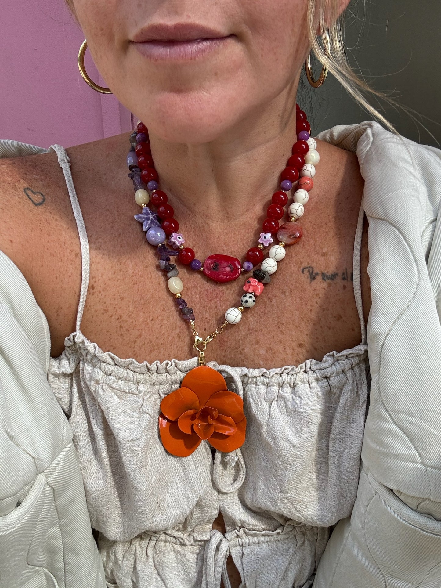 Collar Trendy Red And Purple