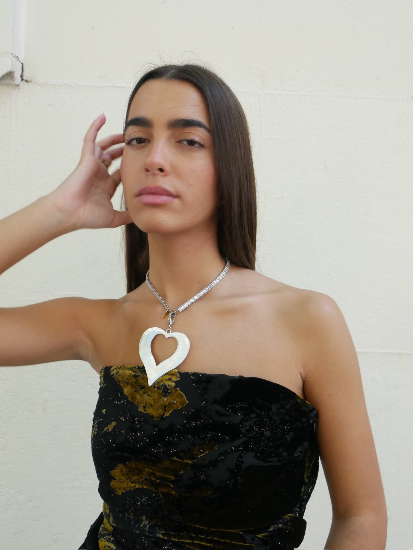 Charm The Queen Of Silver