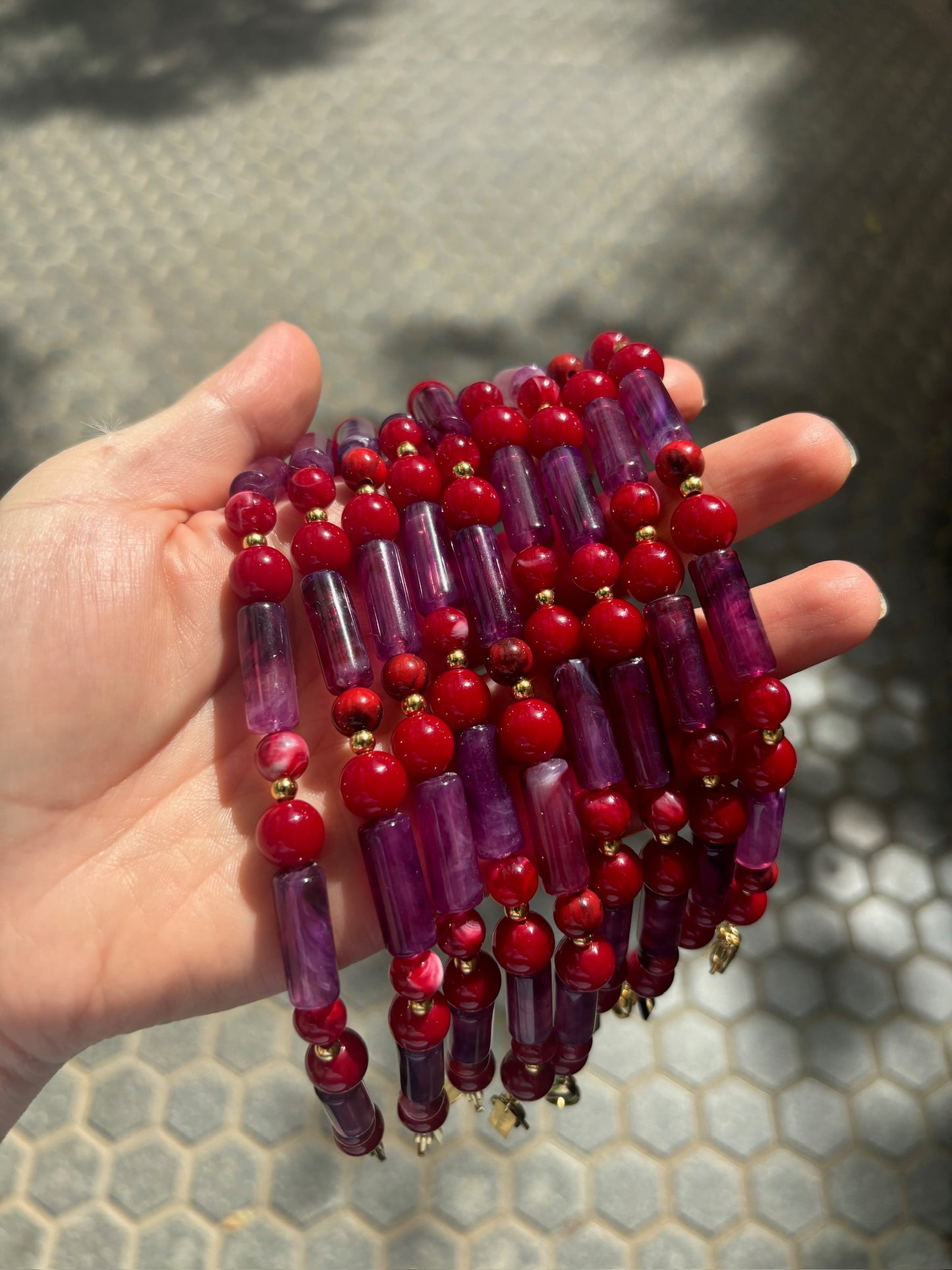 Mitad Cadena Fina Combinación Explosiva De Color Rojo Y Morado