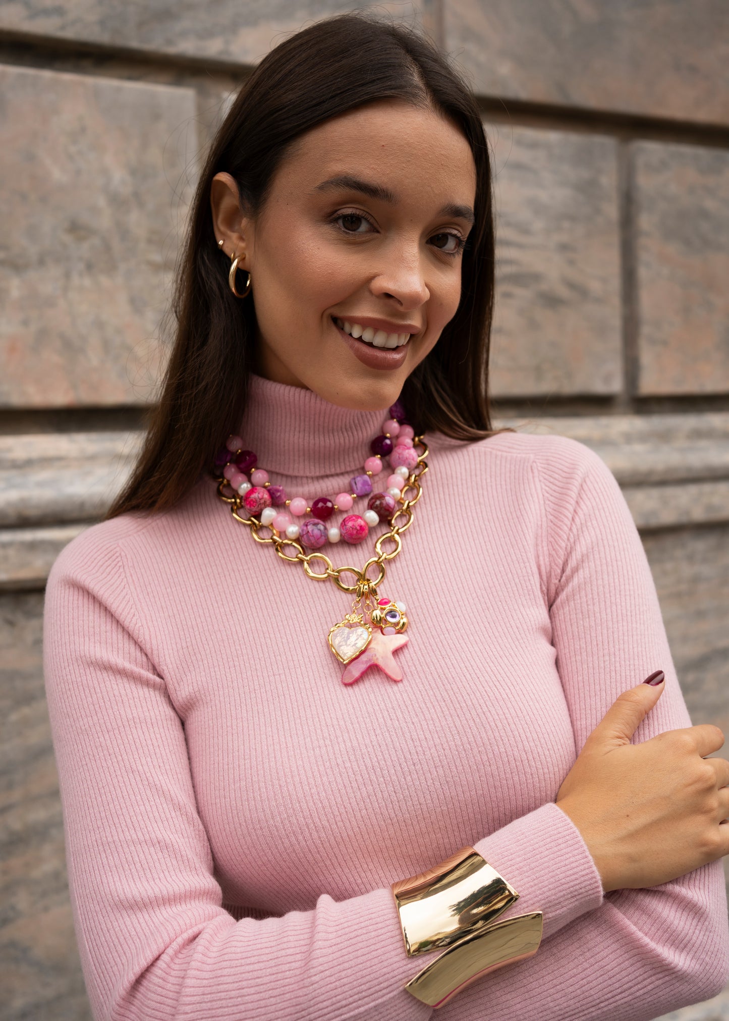 Collar Rosa Es "El Collar Rosa"