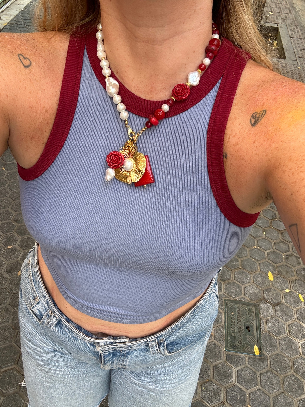 Mitad Cadena Romántica Roja Con Perlas