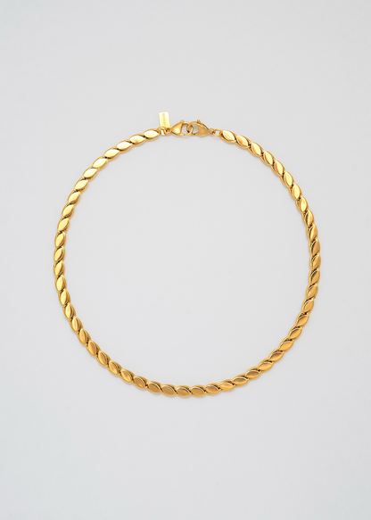 Collar Fino Dorado Multiposición Espigueta