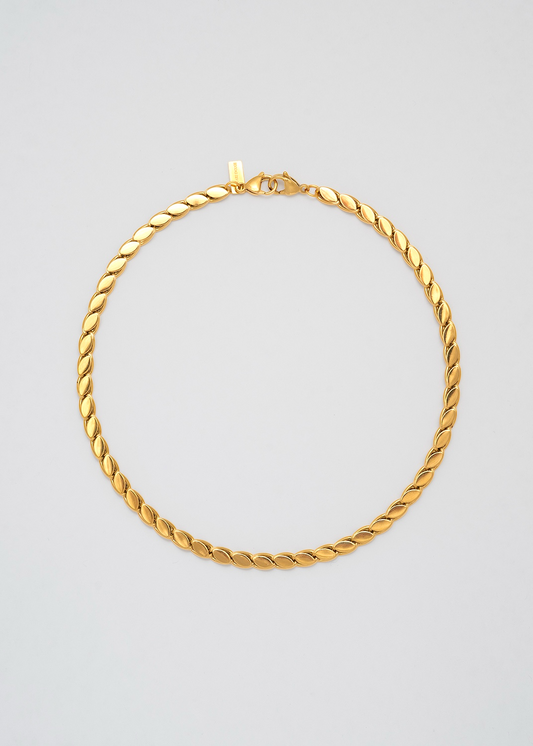 Collar Fino Dorado Multiposición Espigueta