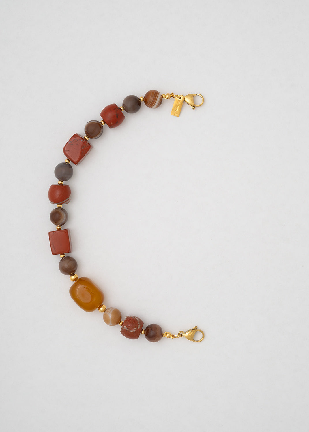 Media Cadena Marrón Color De La Temporada