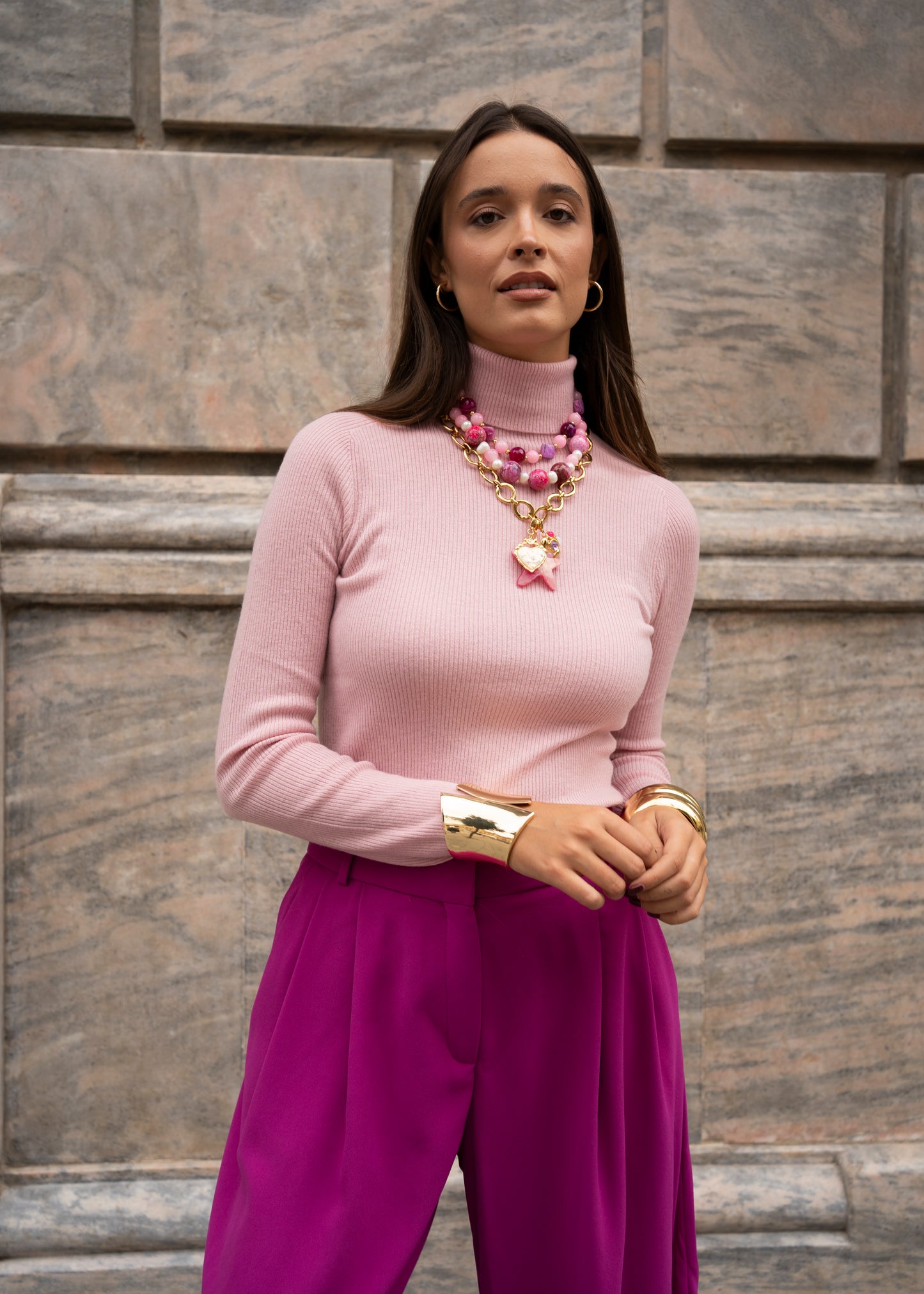 Collar Rosa Es "El Collar Rosa"