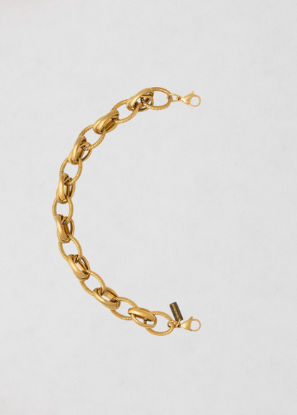 Media Cadena Dorada Estilo Joyería Antigua