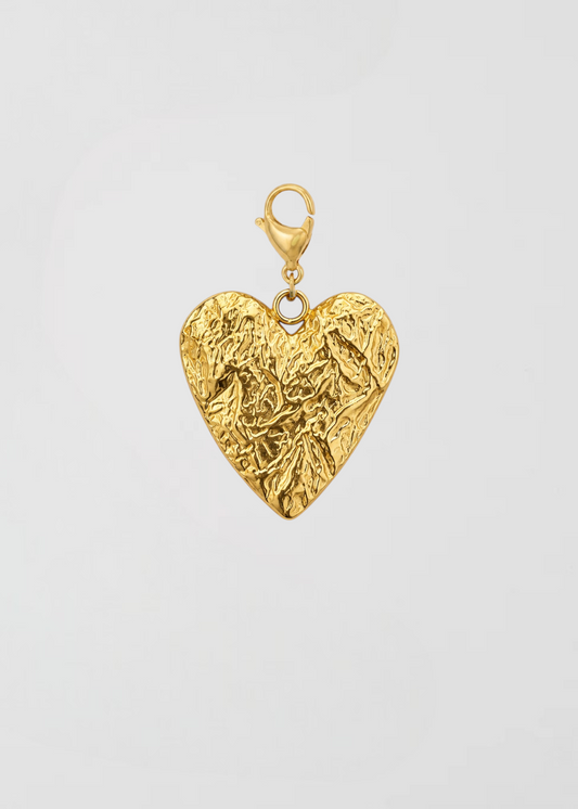 Charm Corazón Martillado