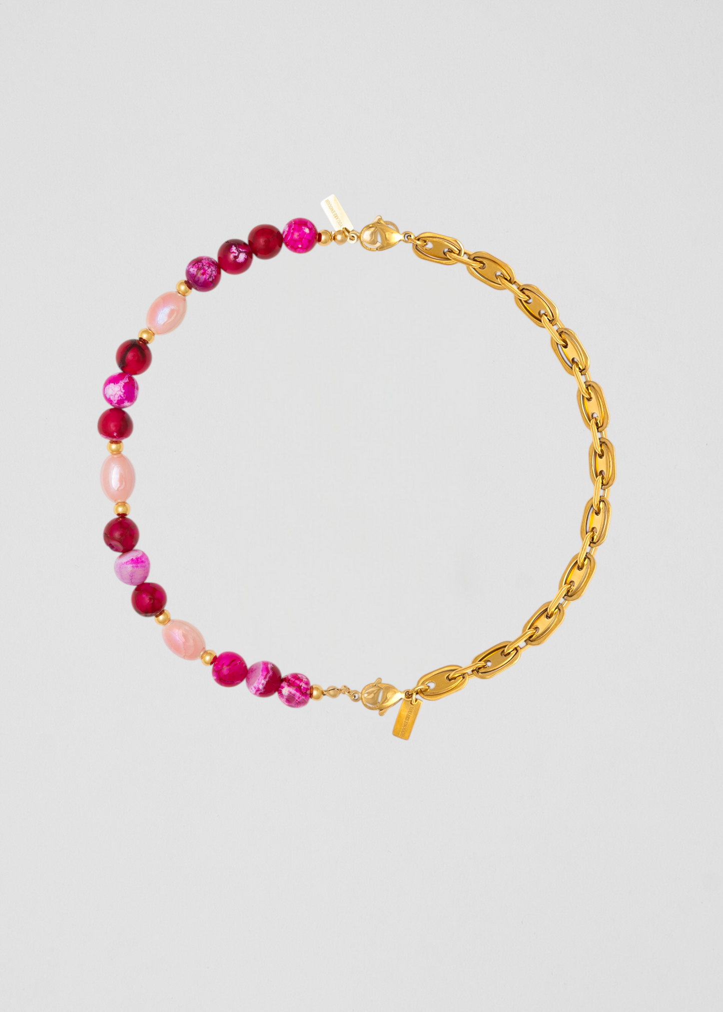 Collar Divertido Pero Versátil