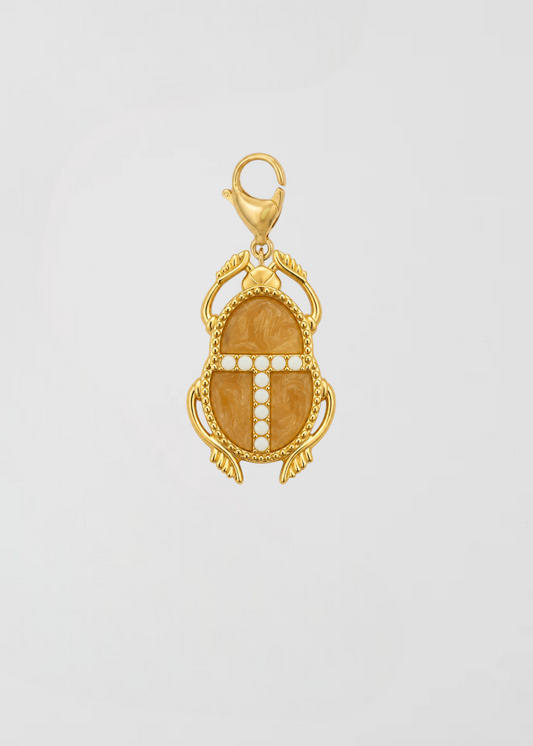 Charm Escarabajo Moca