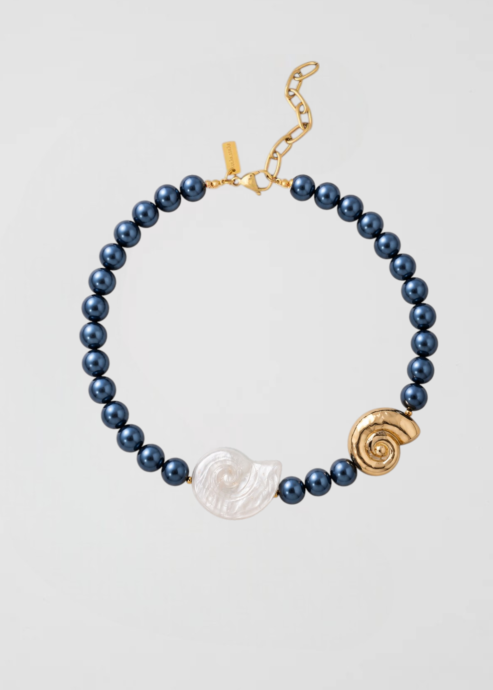 Collar Elegante Para Una Noche De Verano