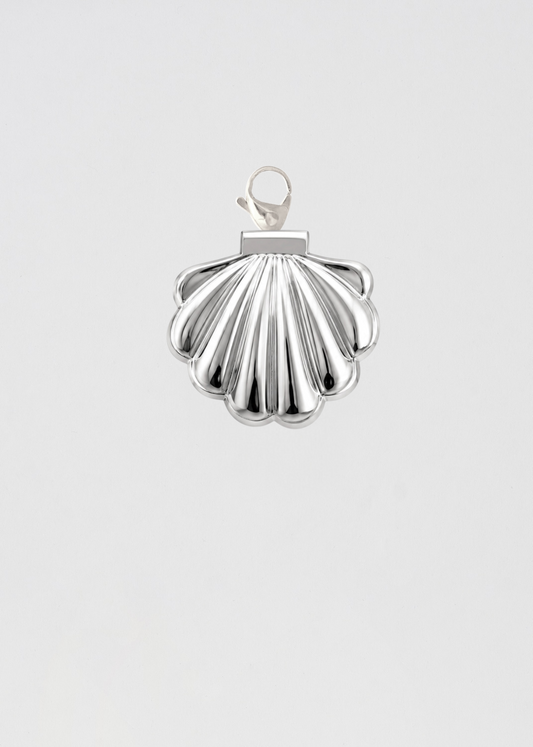 Charm Concha Plata