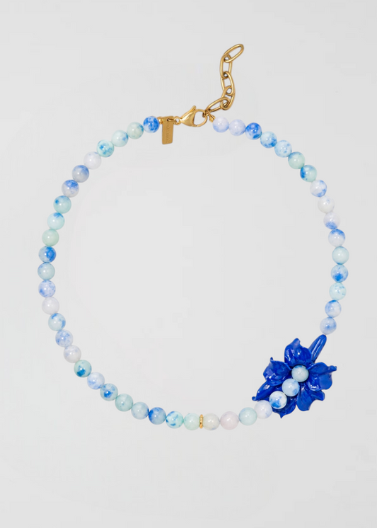 Collar Romantic and chic