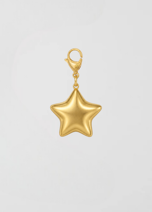 Charm Estrella Regordita Dorada